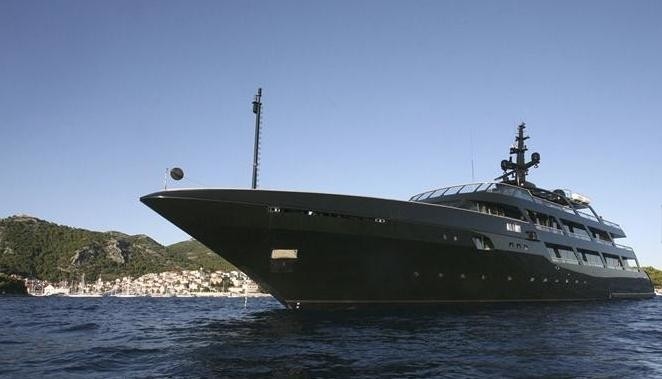 Yacht MAIN Codecasa CHARTERWORLD Luxury Superyacht Charters Yacht MAIN Codecasa CHARTERWORLD Luxury Superyacht Charters